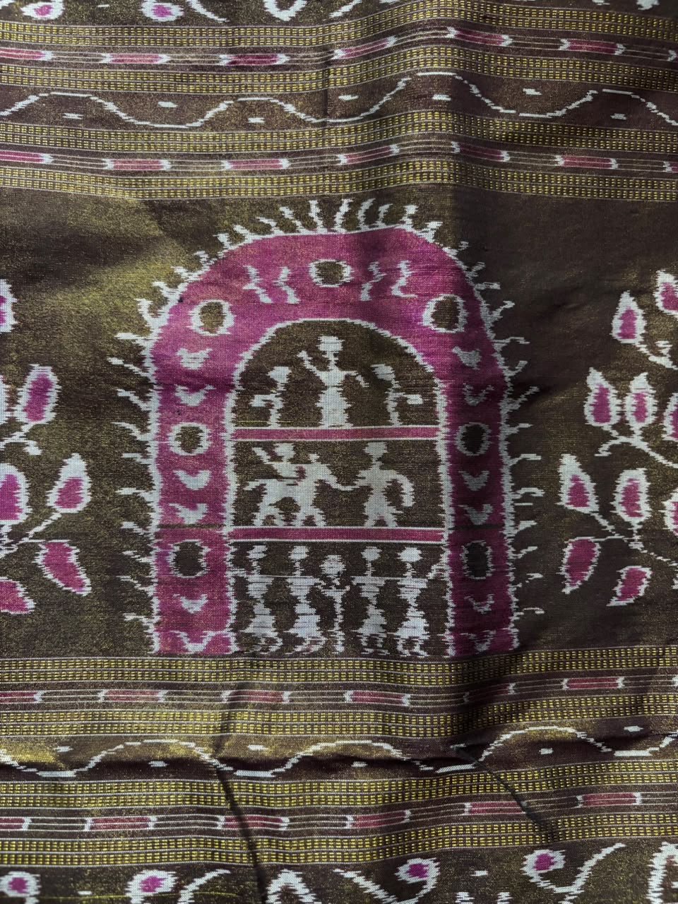 Half tissue sambalpuri saree